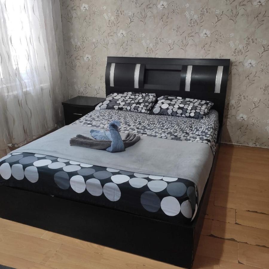 Enjoy The Hostel Batumi Ngoại thất bức ảnh