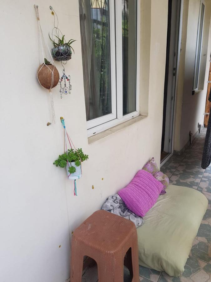 Enjoy The Hostel Batumi Ngoại thất bức ảnh