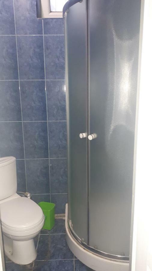 Enjoy The Hostel Batumi Ngoại thất bức ảnh