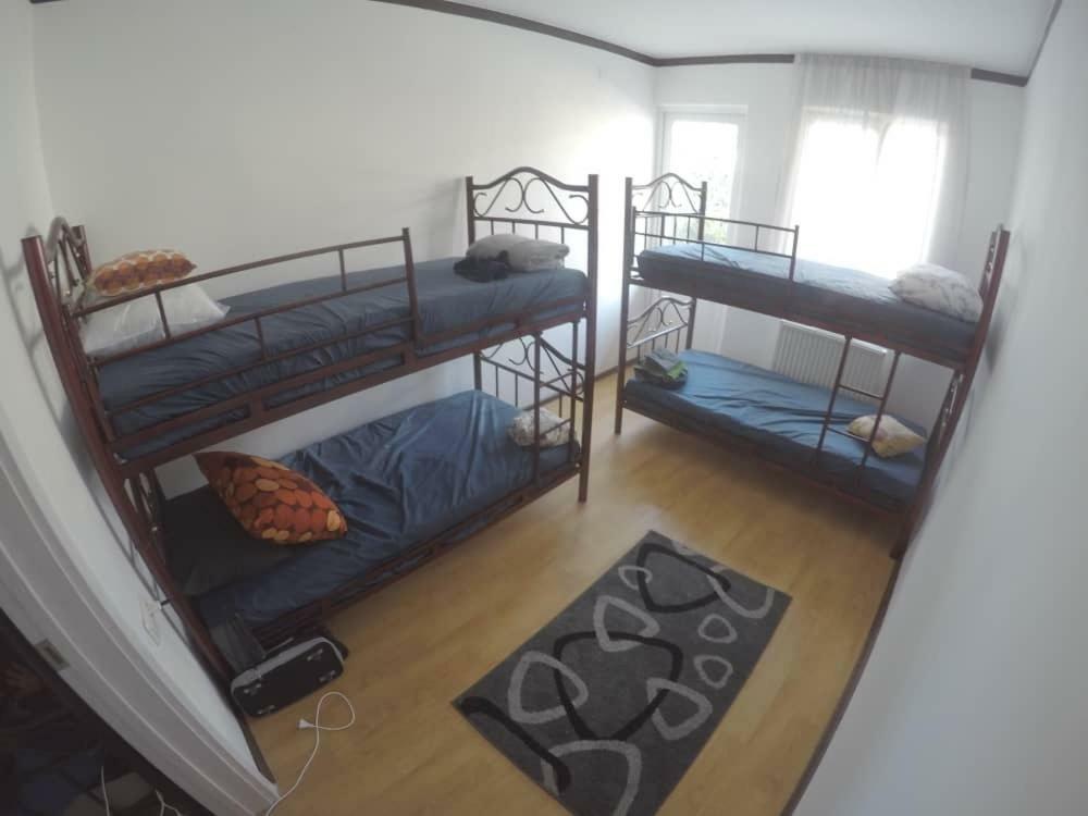 Enjoy The Hostel Batumi Phòng bức ảnh