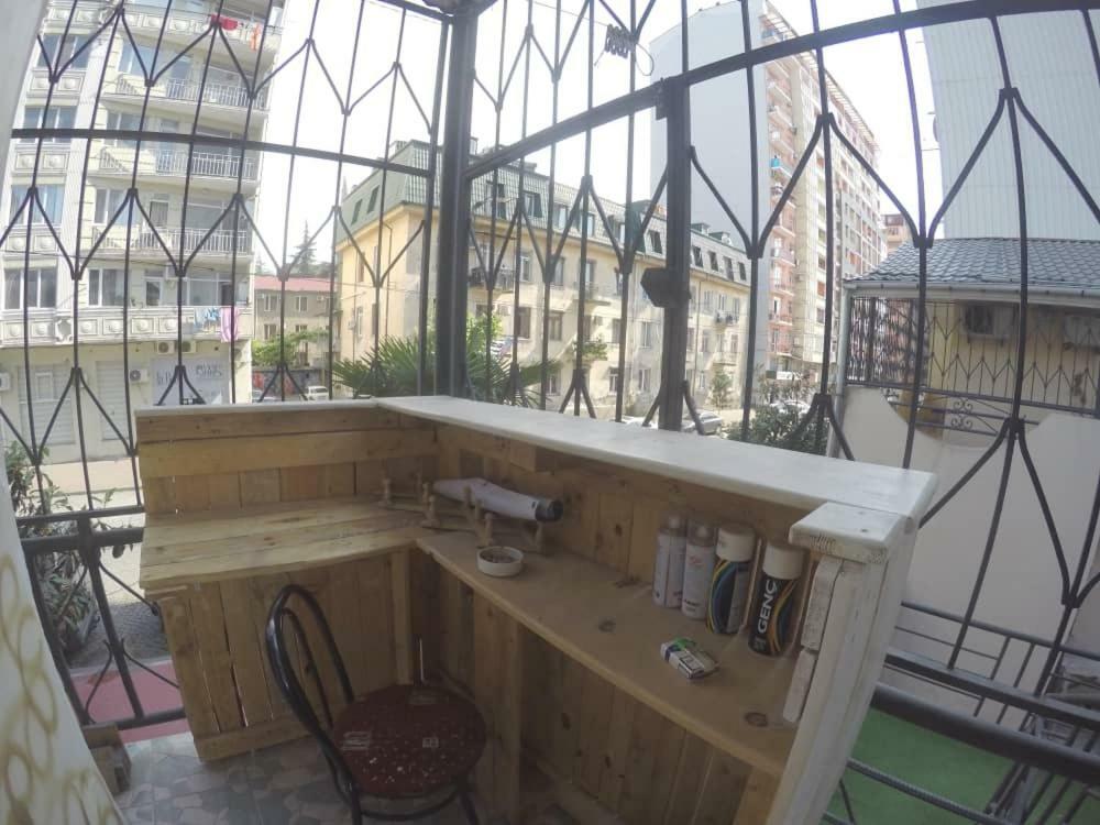 Enjoy The Hostel Batumi Ngoại thất bức ảnh