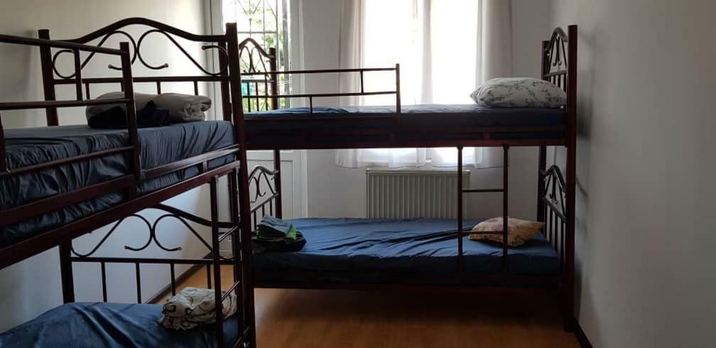 Enjoy The Hostel Batumi Ngoại thất bức ảnh